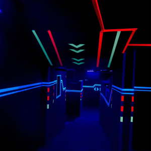 PT Game center (laser, labyrinth, pixel)